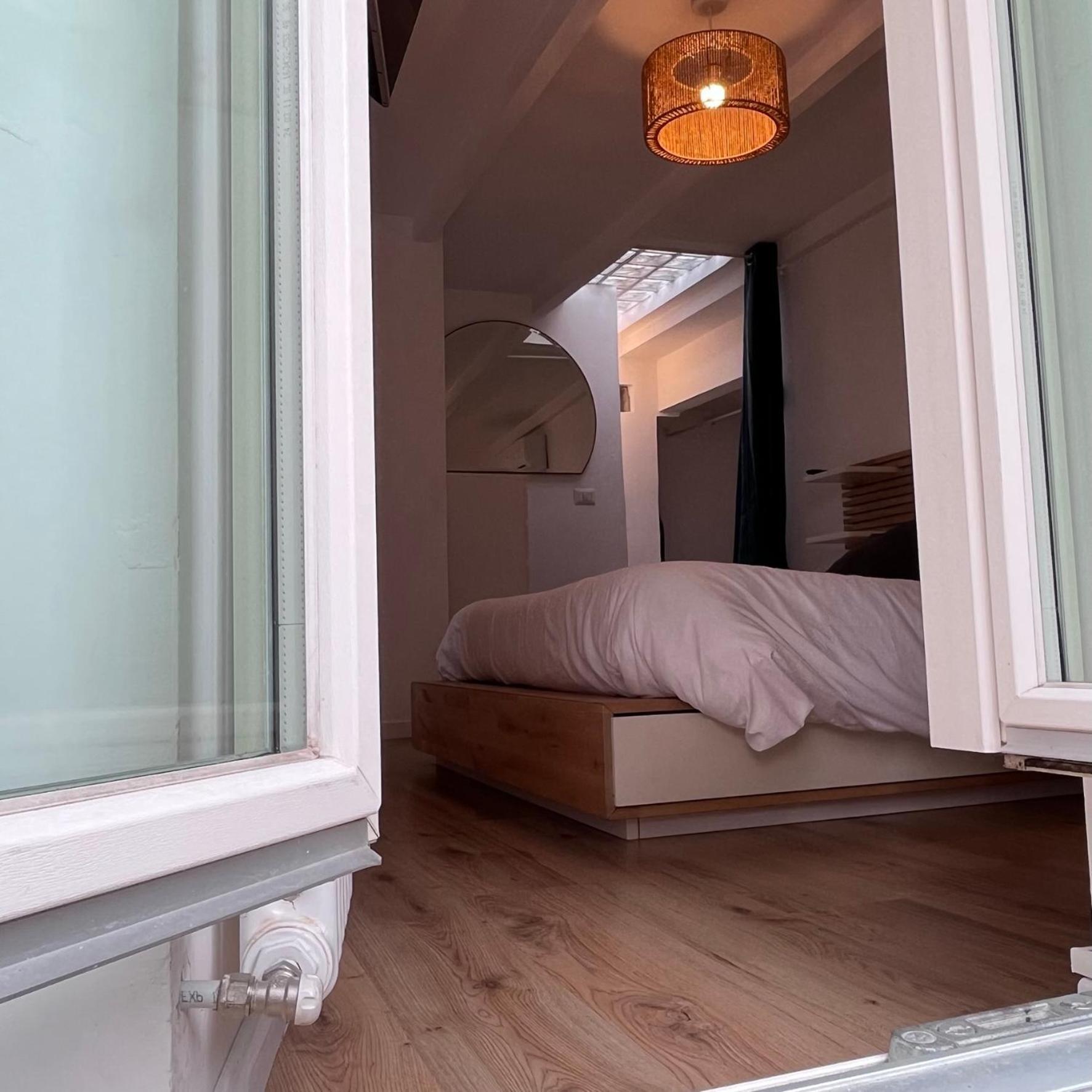 Holiday In Testaccio 2terraces 2room 3guest Feriehus *